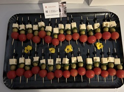 Brochettes Tomate Olive Emmental